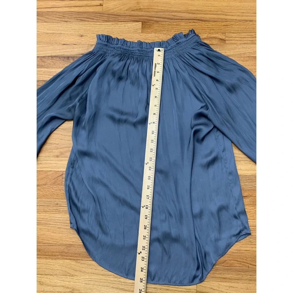 Carmen Marc Valvo Blue Smocked Ruffle Neck Satin Blouse Long Sleeve Small S/P - Picture 5 of 8